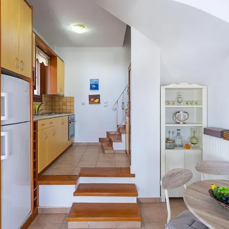 Maisonette In Roussa Ekklisia Sitia  Buitenkant foto