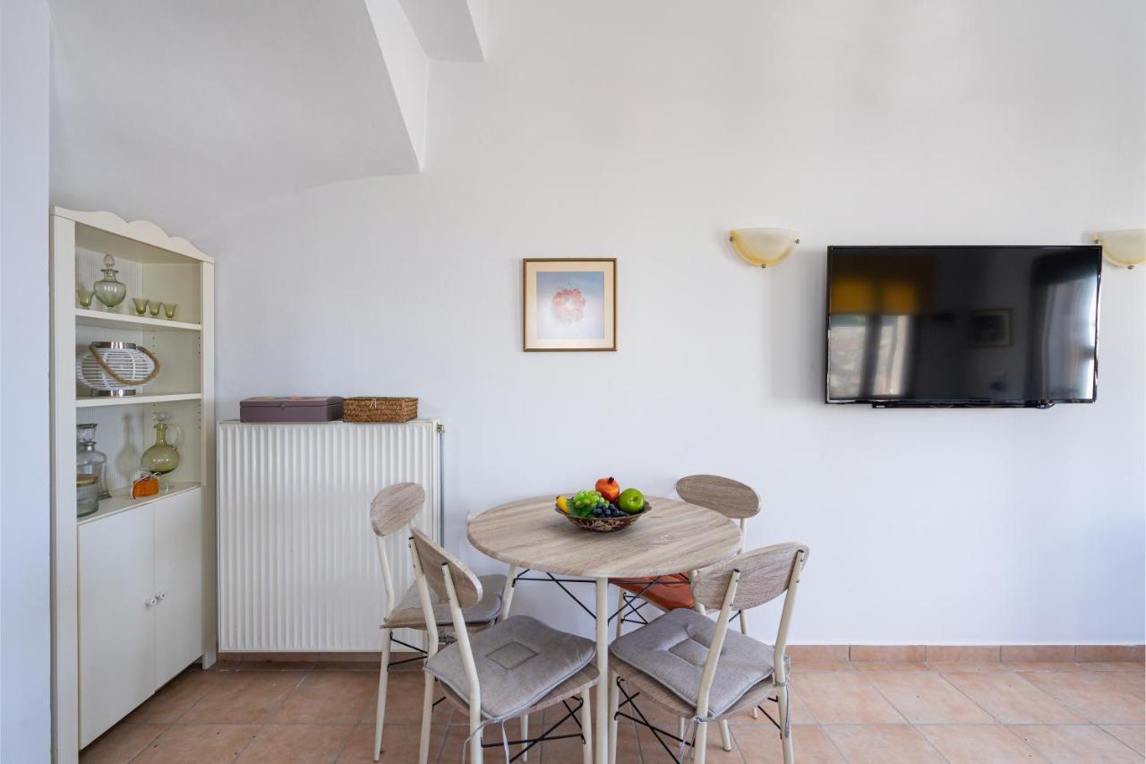 Maisonette In Roussa Ekklisia Holiday home *