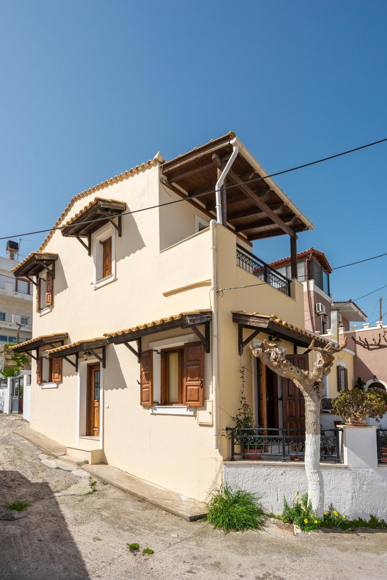 Maisonette In Roussa Ekklisia Sitia (Crete)
