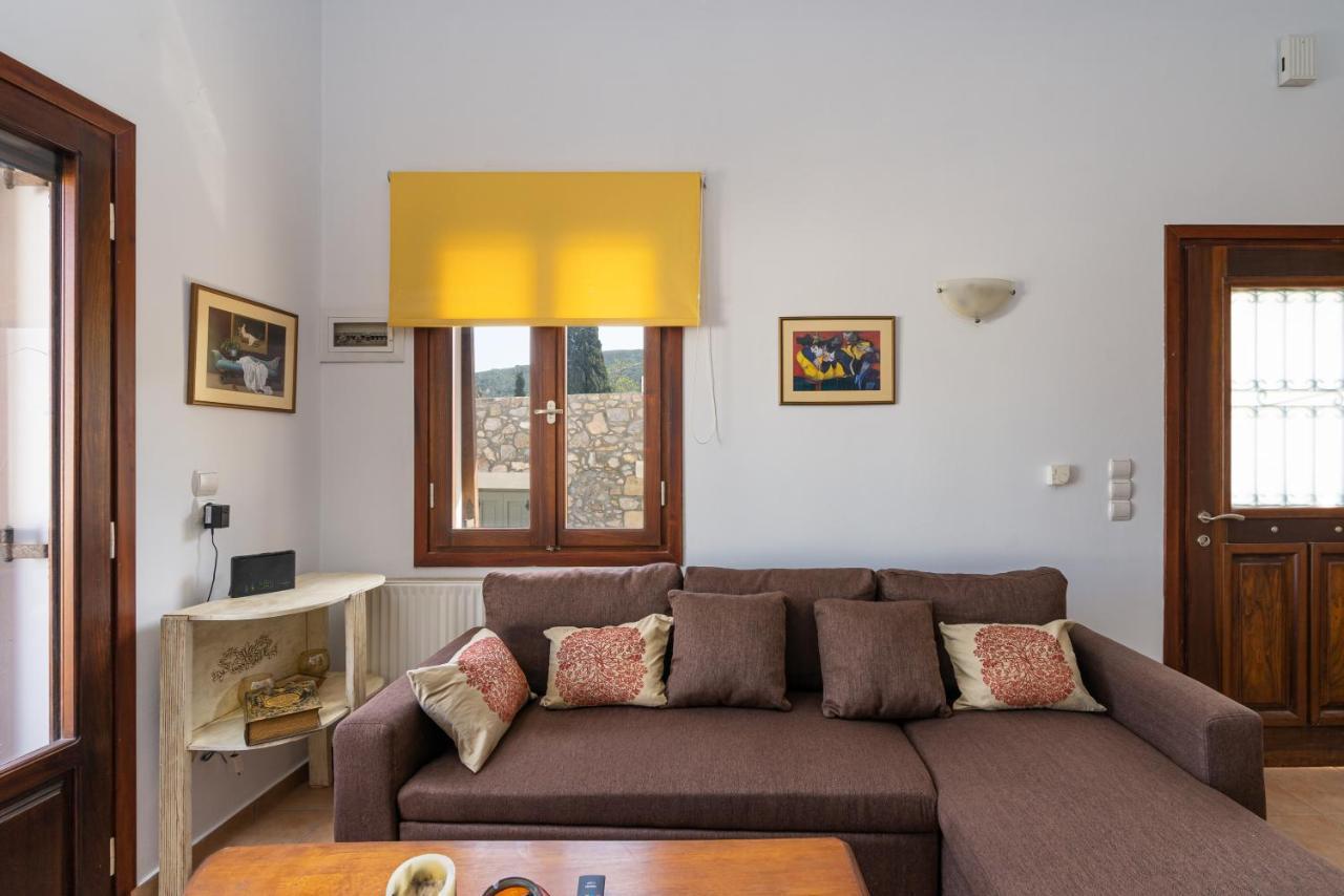 Maisonette In Roussa Ekklisia Holiday home *